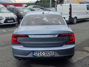 Volvo S90 D4  Momentum 190bhp  2.0 Diesel Auto - Image 4