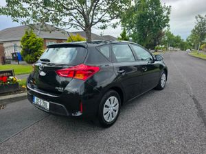 Toyota Auris 1.3 petrol ( NCT and Tax ) - Image 4
