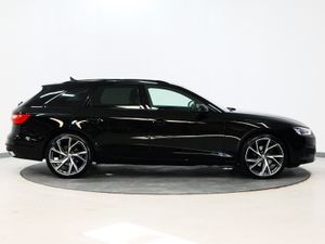 *2* 2021 Audi A4 2.0 avant technik mhev - Image 3