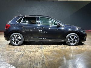Volkswagen Polo 1.0 AUTO - CRUISE CONTROL - REVERS - Image 2