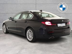 BMW 5 Series 530e SE Saloon - Image 2