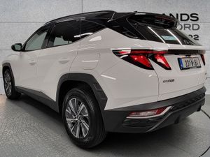Hyundai Tucson 2WD Executive HEV Auto - Image 3