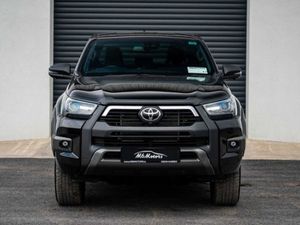 Toyota HiLux 2 8d4d INV X 201BHP D C - Image 2