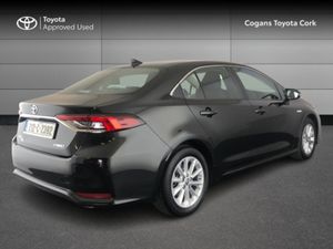 Toyota Corolla HYB LUNA SALOO HYBRID 4DR AUTO - Image 2