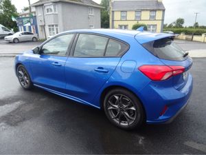 Ford Focus ST Line 1.0 125bhp - Image 4