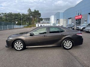 TOYOTA CAMRY - BLACK LEATHER - Image 4