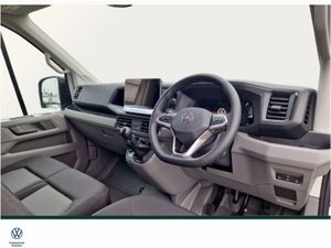 Volkswagen Crafter 30 VAN MWB Highline TDI 140HP - Image 2