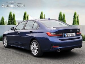 BMW 3 Series SE 318d (automatic) - Image 3