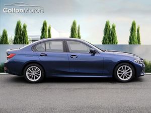 BMW 3 Series SE 318d (automatic) - Image 4