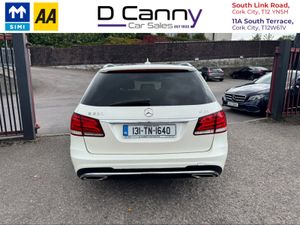 Mercedes-Benz E-Class E220 CDI BLUE EFFICIENCY AMG - Image 3