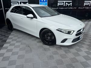 Mercedes-Benz A180D SPORT AUTO NIGHT PACK - Image 3