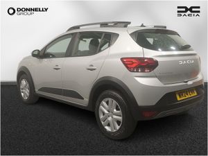 Dacia Sandero Stepway Hatchback Expression - Image 3