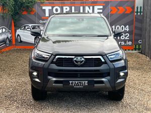 //STUNNING TOYOTA HILUX INVICIBLE X== - Image 3