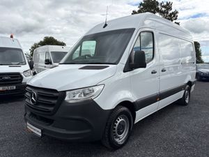 Mercedes-Benz Sprinter - Image 2