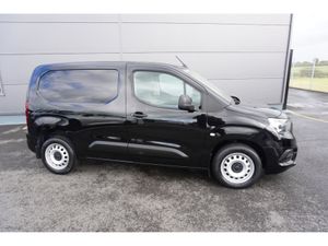 Opel Combo 1.5 D-TURBO 100PS - Image 2