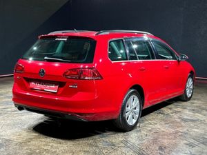 Volkswagen Golf ESTATE - LOW MILEAGE - HUGE BOOT S - Image 4