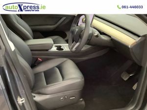 Tesla Model Y LONG RANGE AWD - Image 2