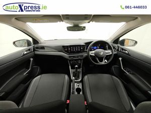 Volkswagen Polo LOW MILEAGE 1.0 TSI ACTIVE Automat - Image 2
