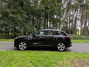 Audi e-tron 2022 40 Advanced - Image 4