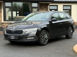 Stunning 212 Skoda Octavia Estate! - Image 3