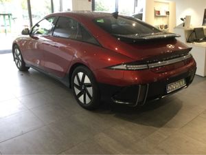 Hyundai IONIQ 6 ELEGANCE 77KW ** SHOWROOM DISPLAY - Image 3