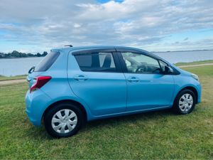 Toyota Yaris 1.3 AUTO//FINANCE AVAILABLE//RARE COL - Image 3