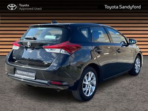 Toyota Auris 1.33 PETROL LOW MILEAGE // AIR CONDIT - Image 2