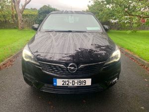 Opel Astra 2021 Diesel - Image 2