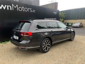 VOLKSWAGEN PASSAT 2.0 TDI ELEGANCE DSG ESTATE - Image 3