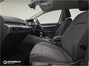 Volkswagen Golf Diesel Hatchback Life - Image 3