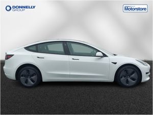 Tesla Model 3 Saloon Standard Plus - Image 3