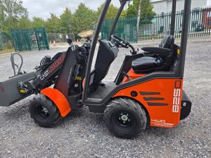 Cast mini loader Hire & Sales from Sme Plant Sales - Image 2