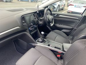Renault Megane 1.3tce 140 GPF Iconic - Image 3