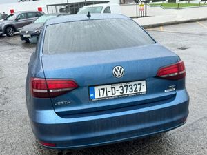 Volkswagen Jetta 2017 2.0 TDI - Image 3