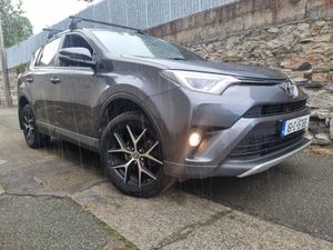 Toyota RAV4 2016. Luna Sport Edition - Image 2