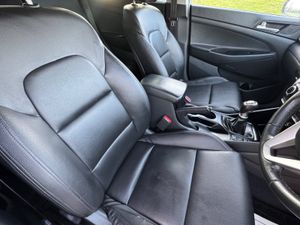 Hyundai Tucson 2020 4x4 diesel - Image 3