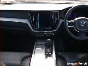 Volvo XC60 T6 350bhp AWD Phev Plus Bright (adapti - Image 3