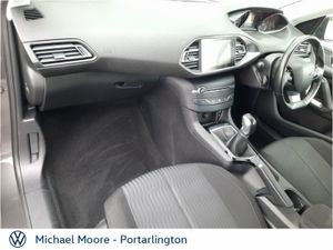 Peugeot 308 1.6 Blue HDI 100bhp Active Addvantage - Image 4