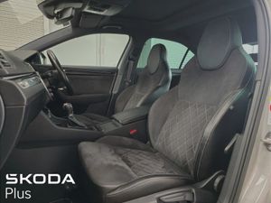Skoda Superb Superb SPT 2.0tdi 150HP DSG - Image 4