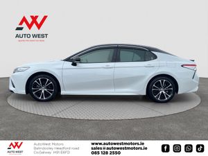 2020 Toyota Camry Self Charging Hybrid Automatic - Image 4