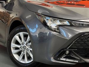 Toyota Corolla H B Luna HEV 4DR Auto  63 - Image 4