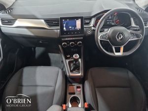 Renault Captur dCi 95 Iconic - Image 2