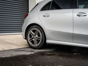 Mercedes-Benz A-Class A 180 D AMG Line Executive - Image 4