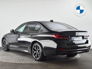 BMW 5 Series 530e M Sport Saloon - Image 2