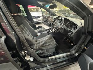 Volkswagen Golf 2.0 TDI GTD DSG Automatic - Image 4