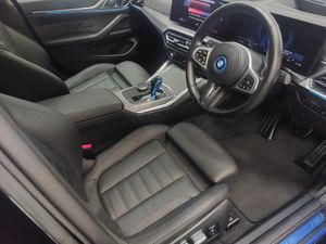I4 40 M SPORT PRO (EVERY EXTRA ) (HUGE SPEC) SUNR - Image 4