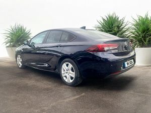 Opel Insignia New Shape 1.6  Turbo D ecoTEC SC - Image 2