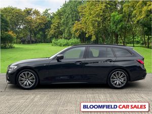 BMW 3-Series 320d M-SPORT , AUTO // PRESTINE - Image 4