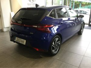 Hyundai i20 DELUXE PLUS - Only 10,000 Km - 1 Owner - Image 2
