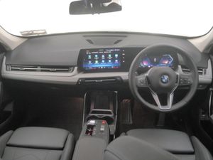 BMW X1 Sdrive18d Sport - Image 4